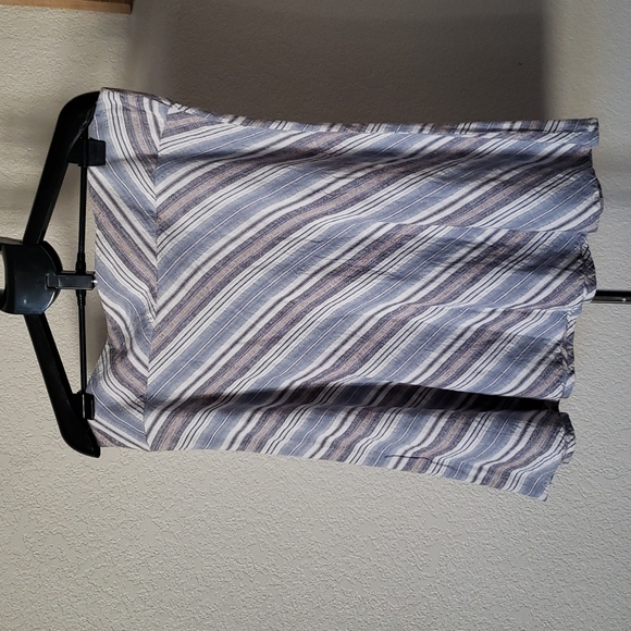 XL Metro Girl Linen Blend Skirt - Picture 6 of 7